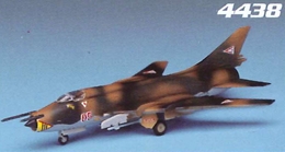 アカデミー1/144 SU-22 フィッター                           