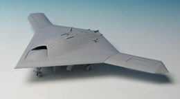 プラッツAC-7 1/72 米海軍 無人爆撃機 X-47B                    