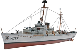 レベル・モノグラム1/302 USCG ロジャー B トーニー                